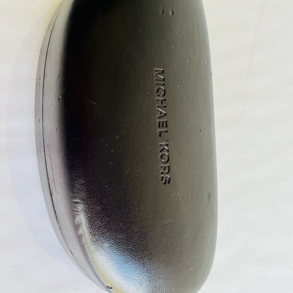 MICHAEL KORS Women Hard Clamshell Sunglasses Case - Picture 8 of 16